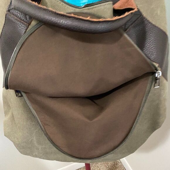 K2 Classic Fashion Canvas and Leather Womans Bag/Tote - Picture 4 of 9